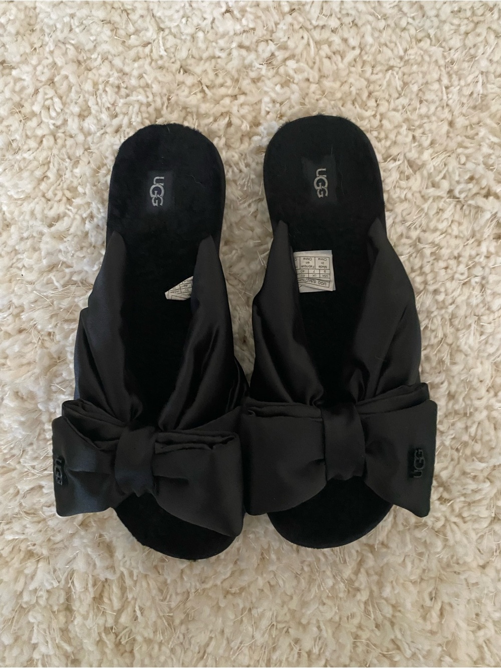 UGG Women’s Lushette Bow Shoes